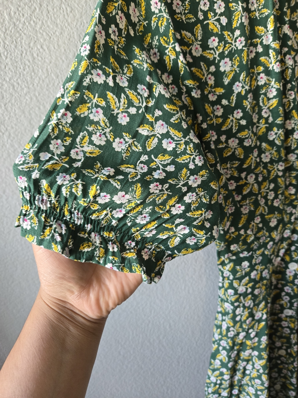 Faithfull the Brand Anthropologie Green Floral Wrap Midi Dress with Puff Sleeve - Picture 8 of 11